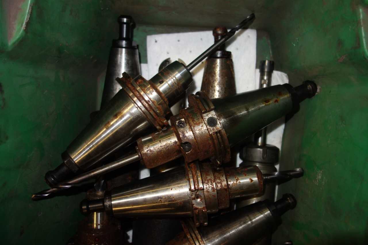 CAT 50 TOOL HOLDERS WITH ATTACHMENTS - MACHINING ACCESSORIES & TOOLING