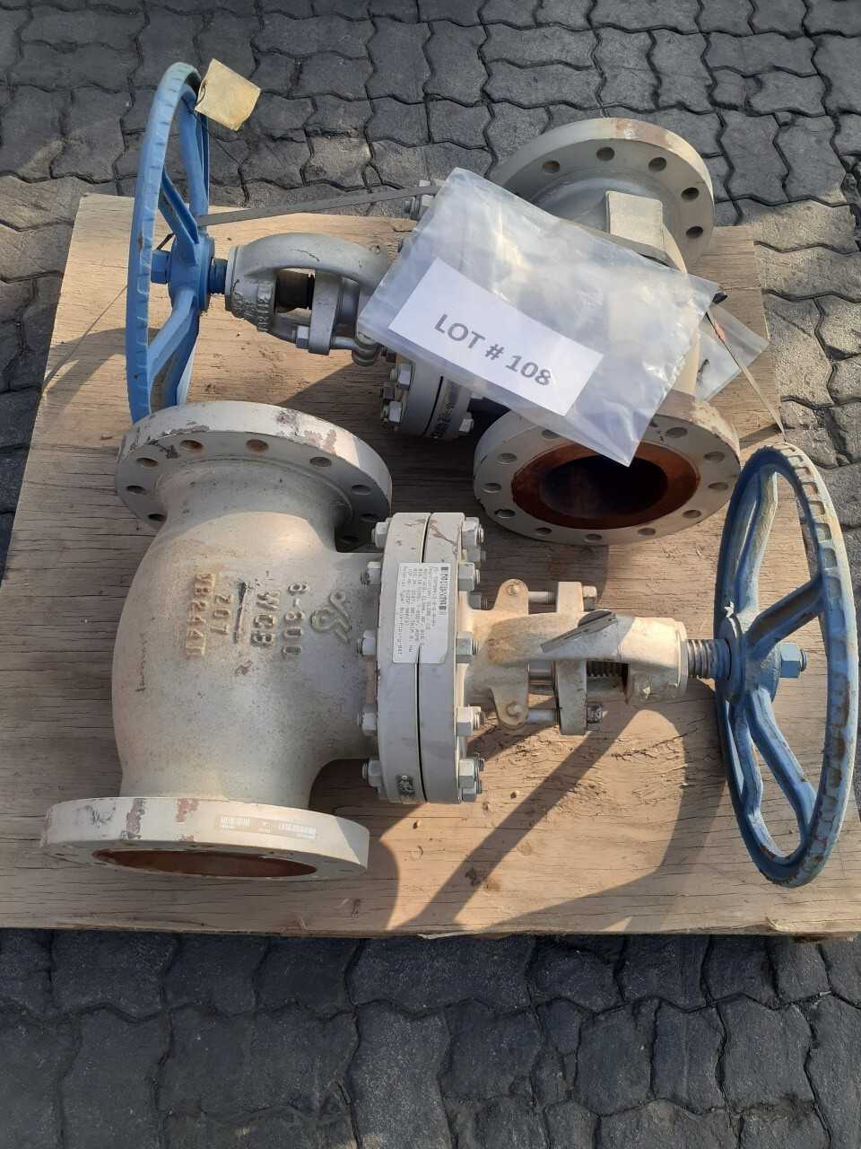 Lot of 2 Globe Valves - GLOBE VALVE