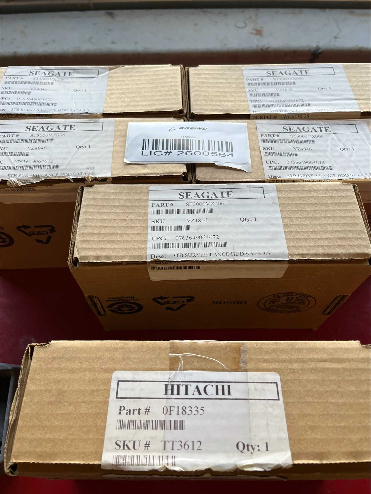 Bulk Lot of Seagate and Hitachi Hard Drives QTY 6 - ELECTRICAL PARTS & ACCESSORIES