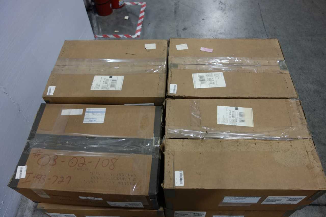 LOT OF 4 VALCOR SOLENOID VALVES - SOLENOID VALVE