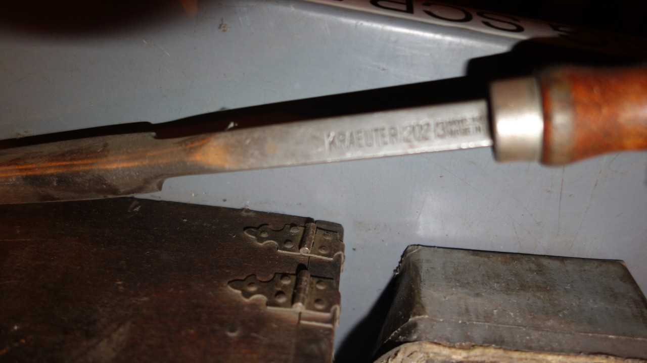 CONTENTS OF SHELF SECTION - MACHINING ACCESSORIES & TOOLING
