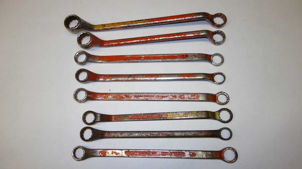 LOT OF 8 ASSORTED CLOSED END BOX WRENCHES - HAND TOOLS