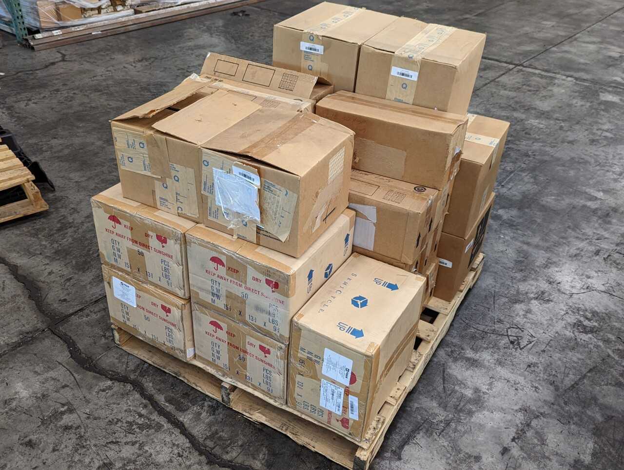 [Peak - Pallet of 30 Cases] Semiconductor Matrix Trays of Assorted Sizes - HAND TOOLS