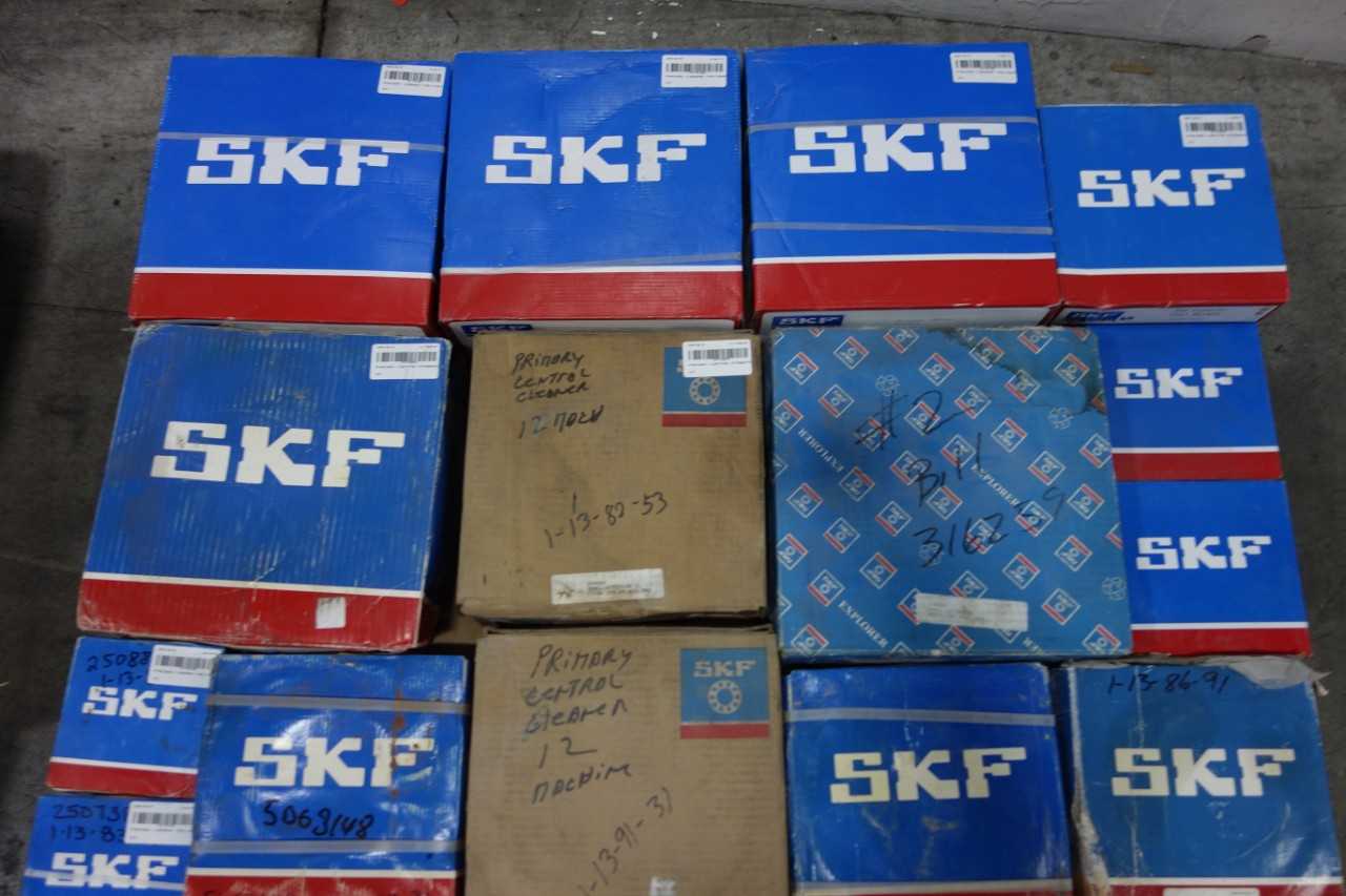 LOT OF ASSORTED SKF BEARINGS - BEARINGS