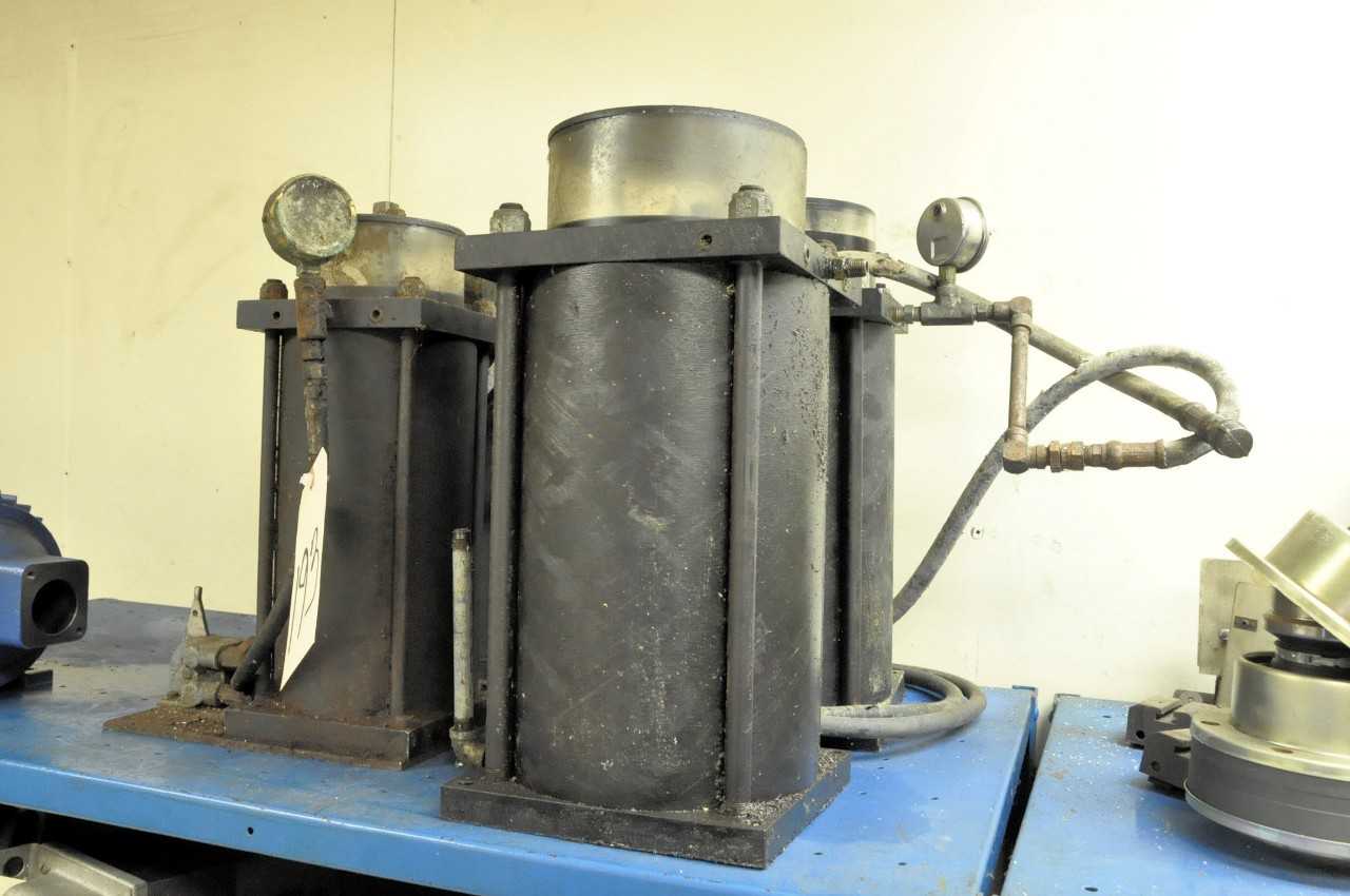 4 Cylinders - PNEUMATIC CYLINDERS & ACTUATORS