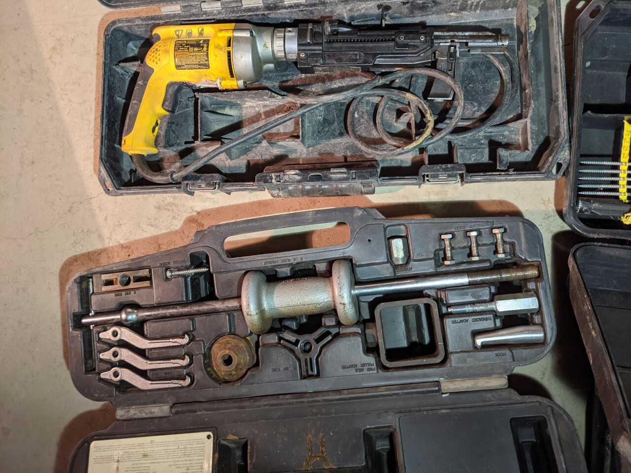 Lot of 5 tools with cases - ELECTRIC POWER TOOLS