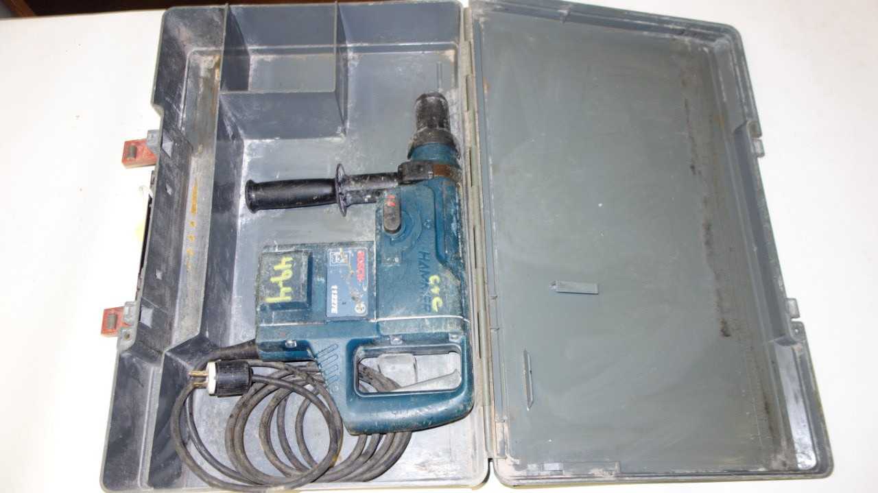 BOSCH 11227E 1/2IN SDS-MAX ROTARY HAMMER DRILL - ELECTRIC POWER TOOLS