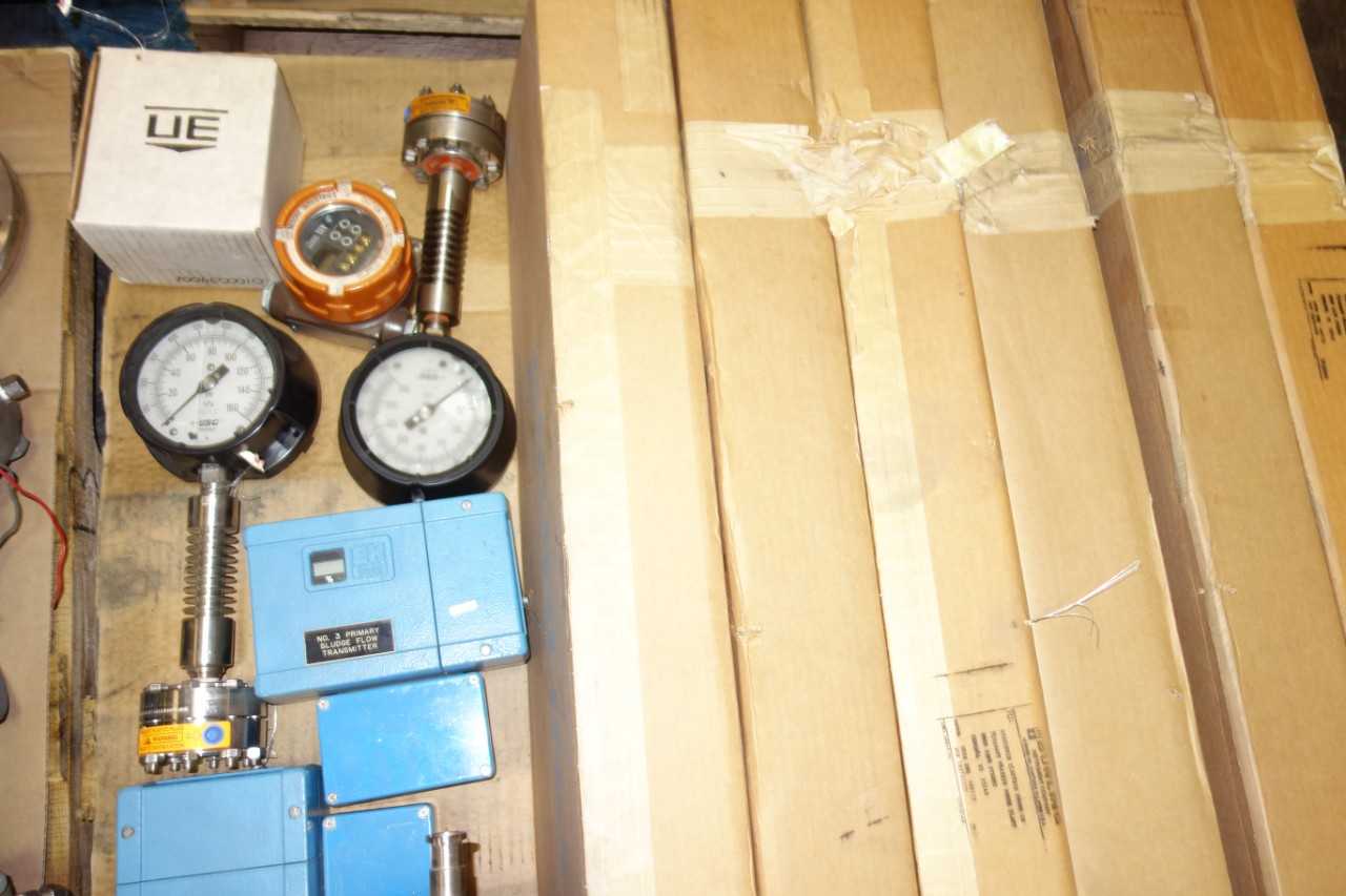 4 PALLETS OF ASSORTED TRANSMITTERS, SENSORS, FLOW METERS, ANALYZERS, CONTROLS, GAUGES, THERMOCOUPLE AND ACCESSORIES - ELECTRICAL COMPONENTS