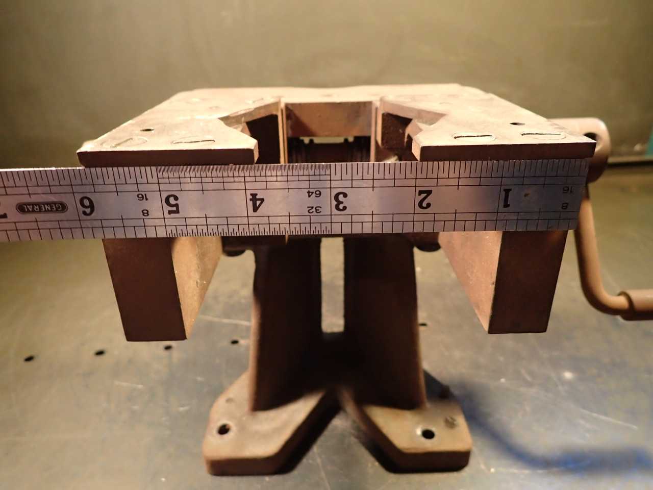 Heuser Products Twin-Screw Clamping Work Vise 4" Deep Jaws Open 2-1/2", 5" Riser - ELECTRIC POWER TOOLS