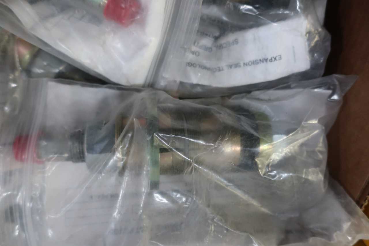 5 PALLETS OF ASSORTED VALVES, VALVE PARTS AND ACCESSORIES - VALVES