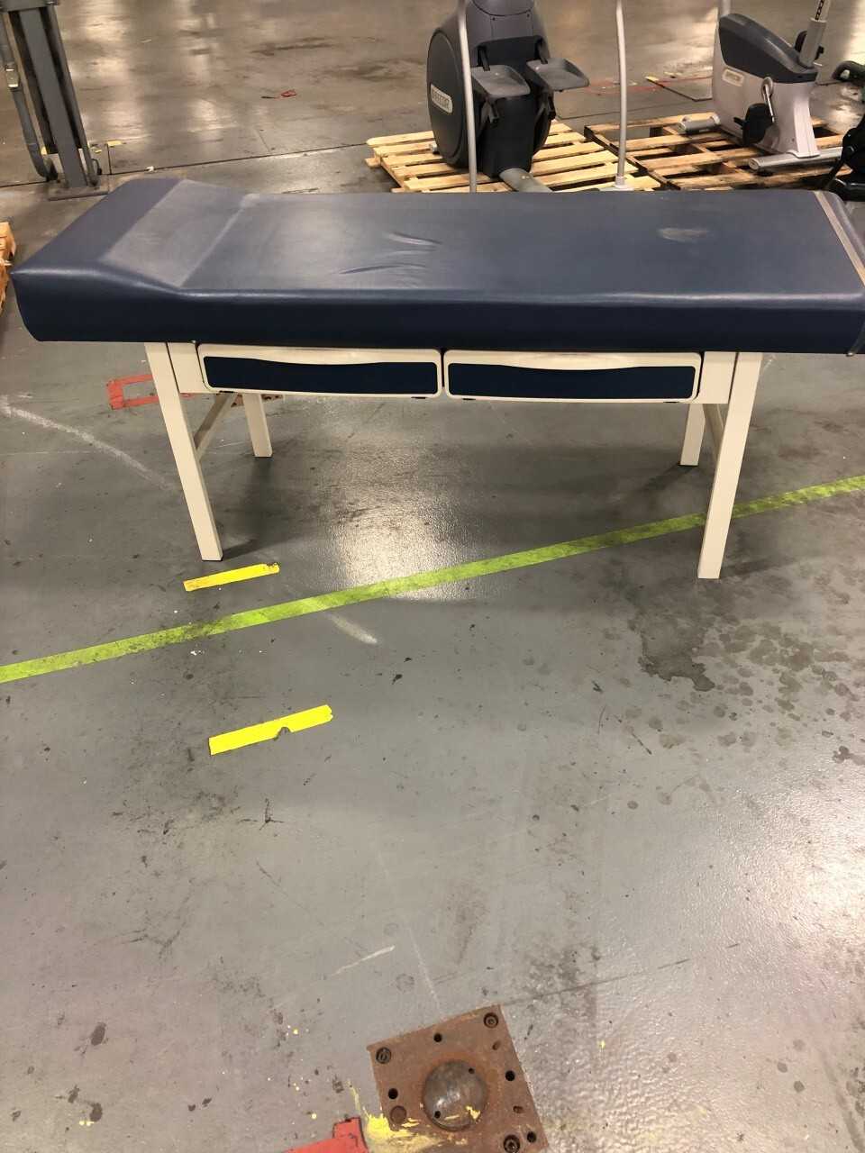 Medical Trainer Table (2536268) Ridley Park - PLANT & FACILITY EQUIPMENT