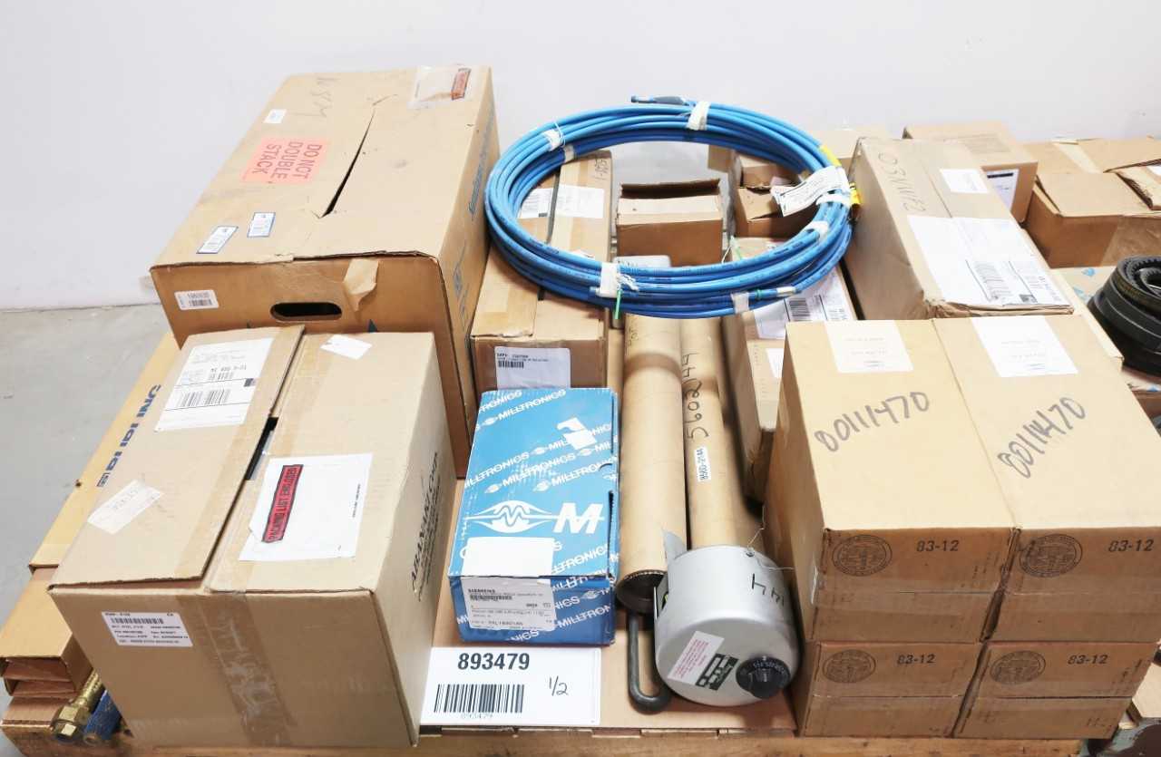 2 PALLETS OF V-BELTS, GAUGES, FILTERS, REGULATORS - PNEUMATIC REGULATOR
