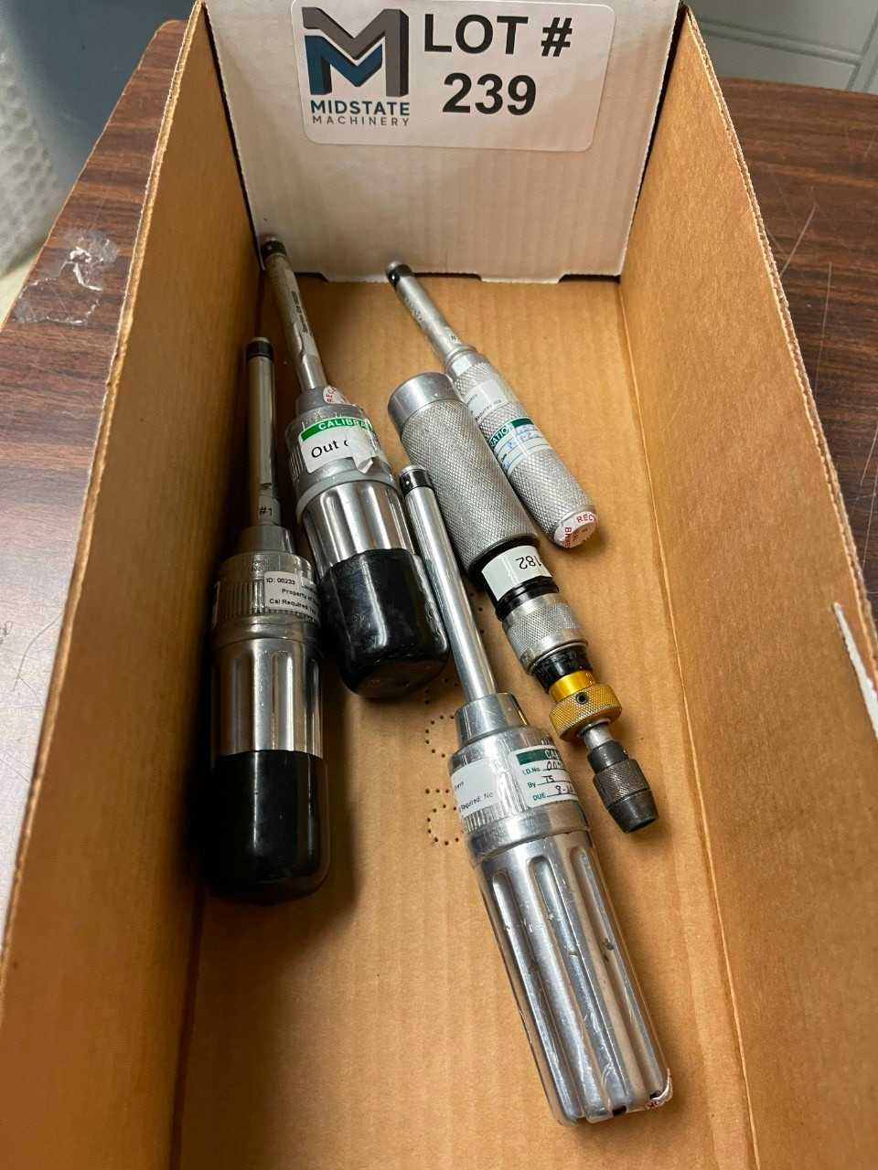 Torque Hand Held Screw Drivers - HAND TOOLS