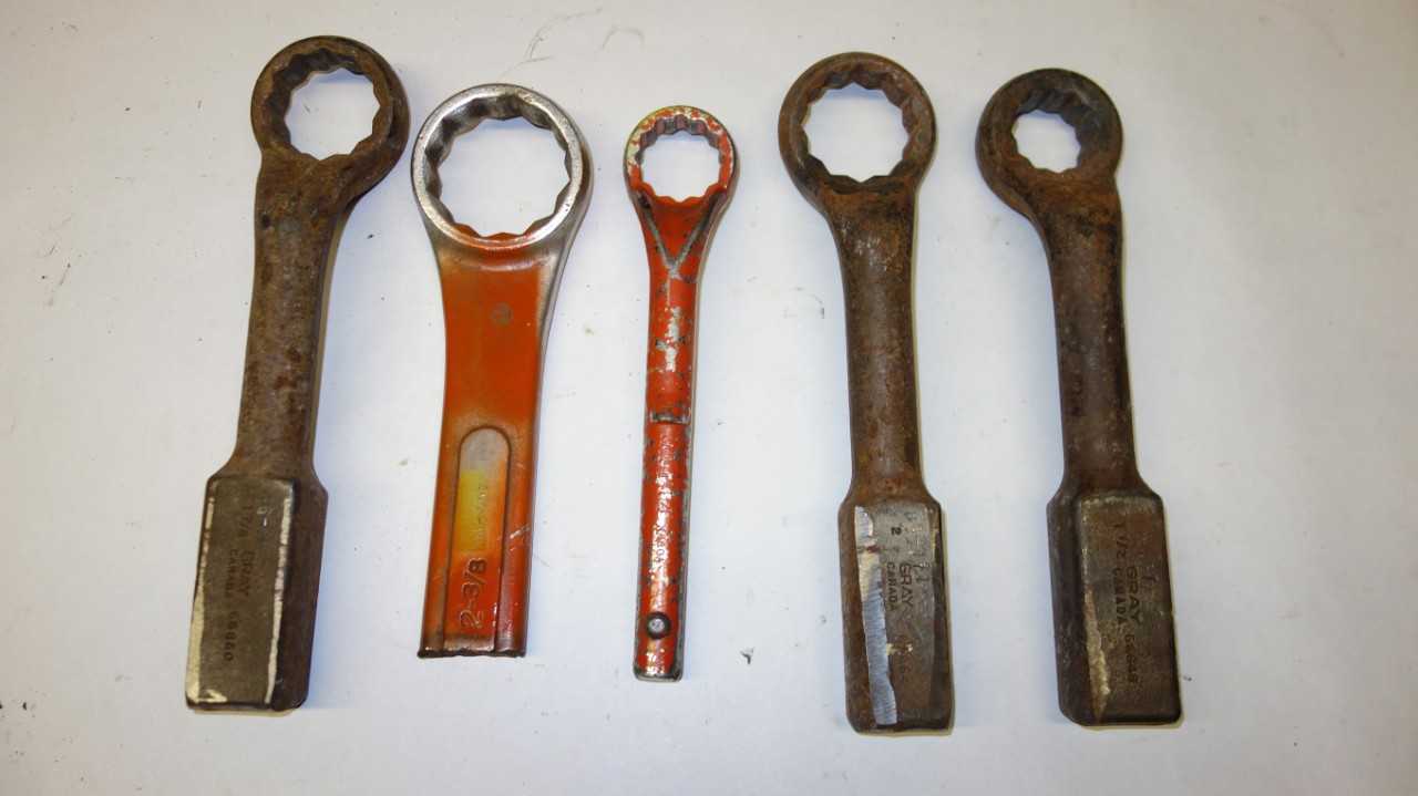 LOT OF 5 ASSORTED STRIKING WRENCHES - HAND TOOLS