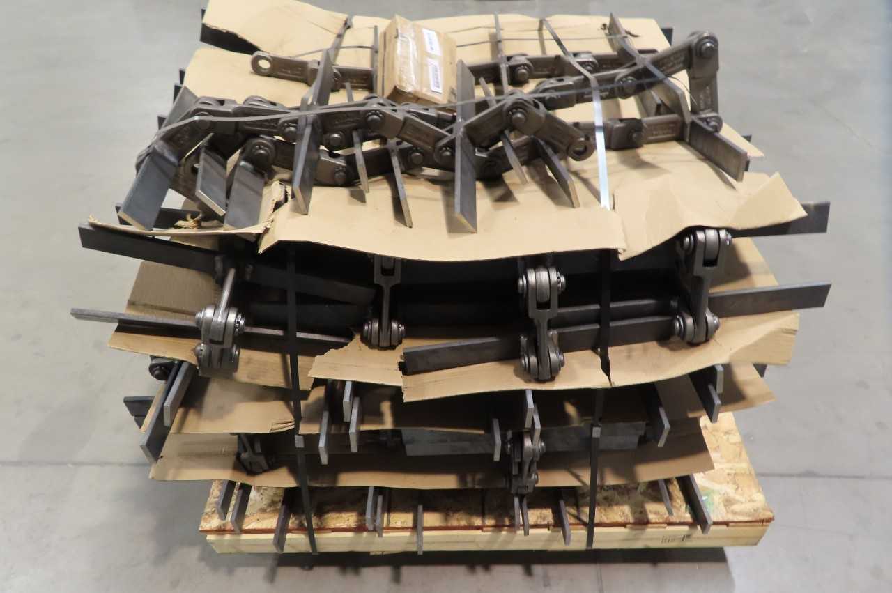 1 PALLET OF 4B COMPONENTS GB142NAL CONVEYOR ROLLER CHAIN GB142NPC, GB142C, GB142F, GBA, 3/8 X 2 X 17-3/8 IN,380 PITCH - CONVEYORS