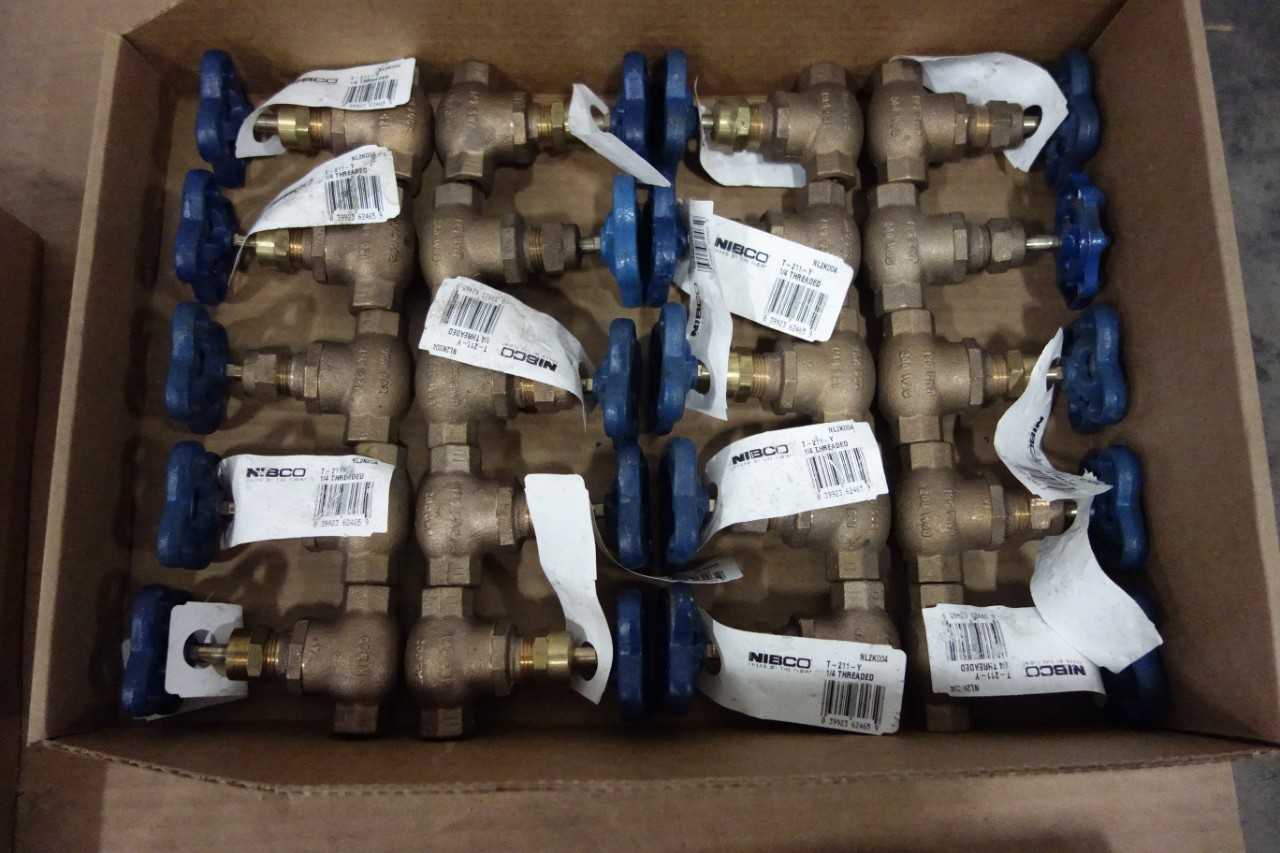 LOT OF ASSORTED GLOBE VALVES - GLOBE VALVE