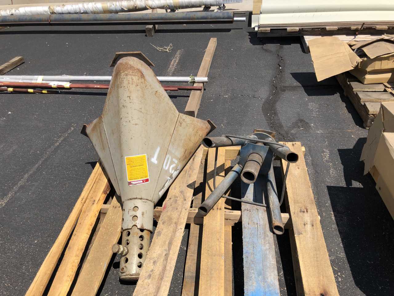 Jack Stands - TRAILER MOUNTED EQUIPMENT