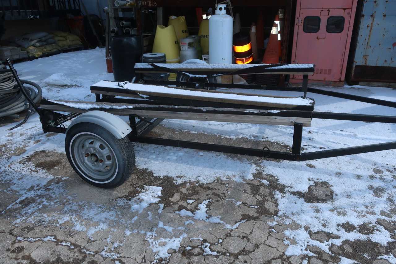 19FT ZODIAC BOAT TRAILER - TRAILERS