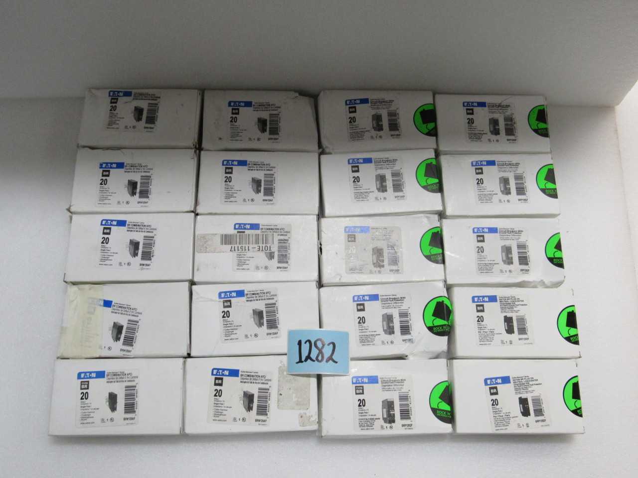 LOT OF EATON RESIDENTAL BREAKERS - MISCELLANEOUS