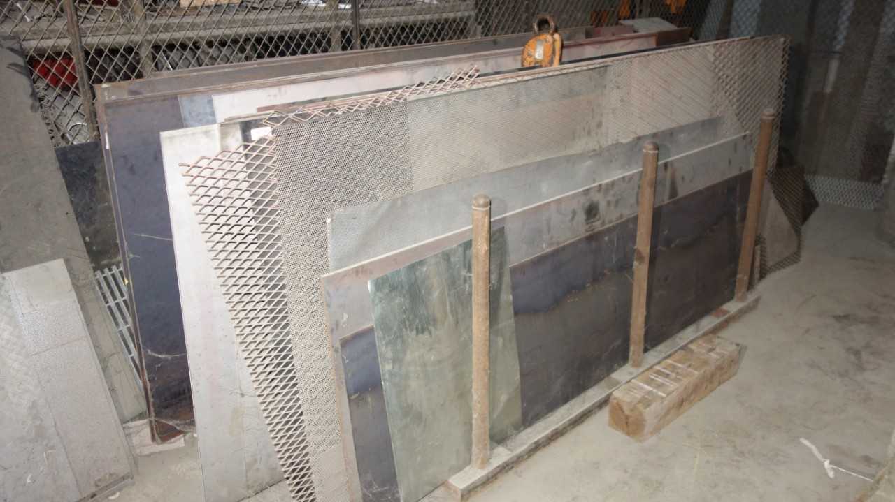 LOT OF ASSORTED STEEL PLATES, CHATTER PLATES - MISCELLANEOUS