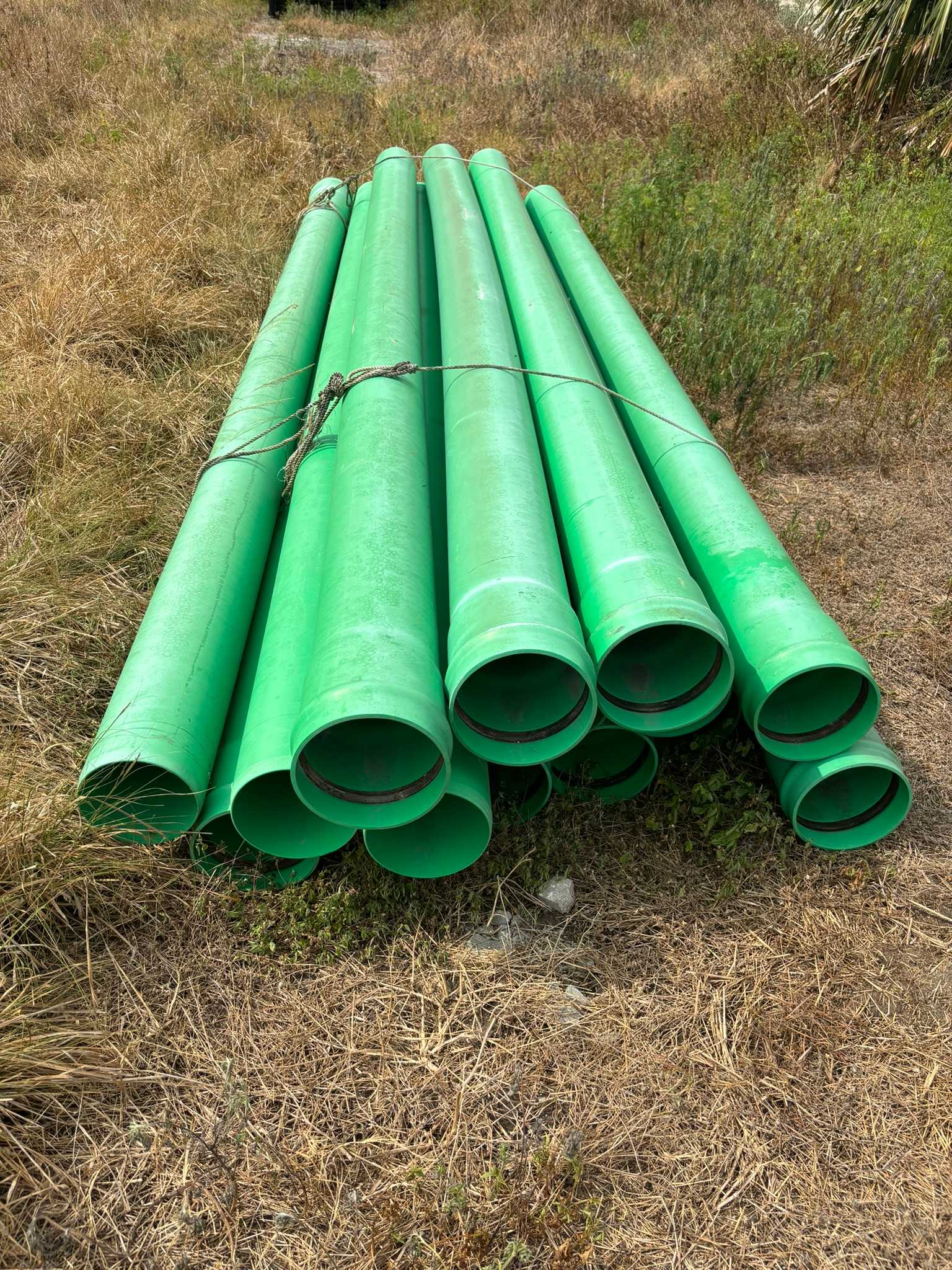 GREEEN PVC SEWER 8 INCH PIPE - PIPE