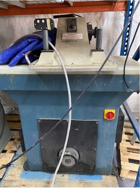 Modello T25 Die Cutting Machine - MACHINING EQUIPMENT