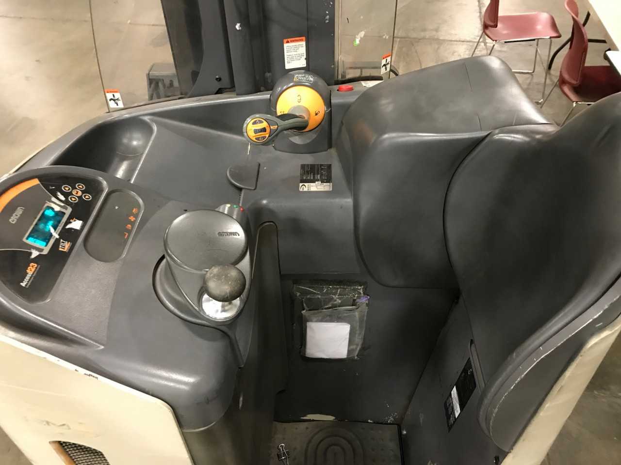 2012 Crown RM6025-45 reach truck, Norcross (Atlanta), GA - REACH TRUCKS