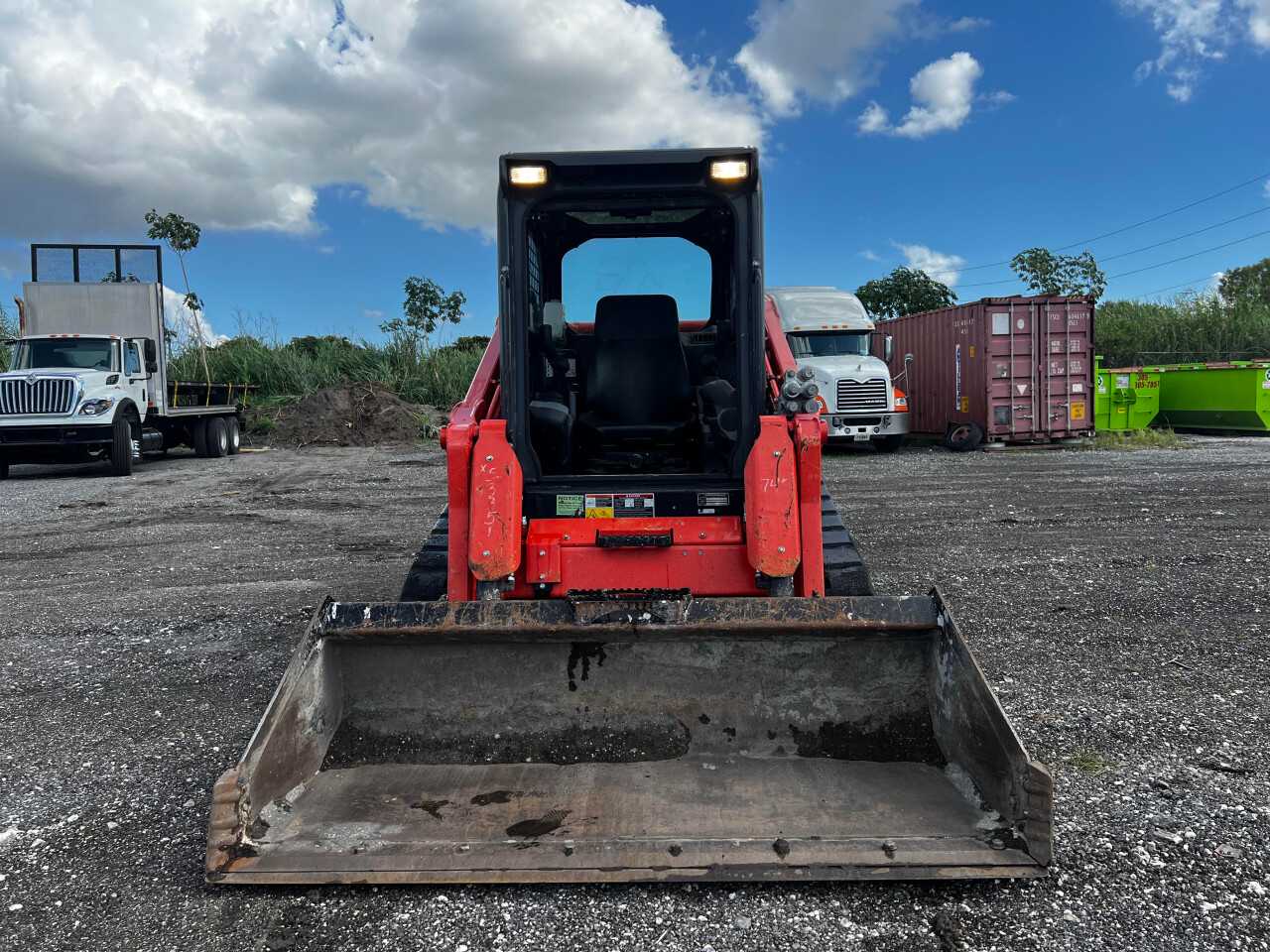 Kubota Compact Track Loader Model SV75-2 - WHEEL LOADERS