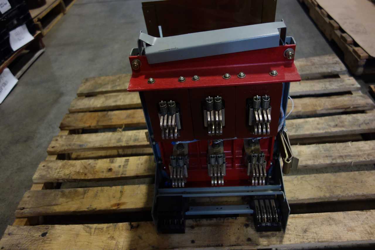 ITE K-600 POWER 600A AMP AIR CIRCUIT BREAKER - CIRCUIT BREAKERS