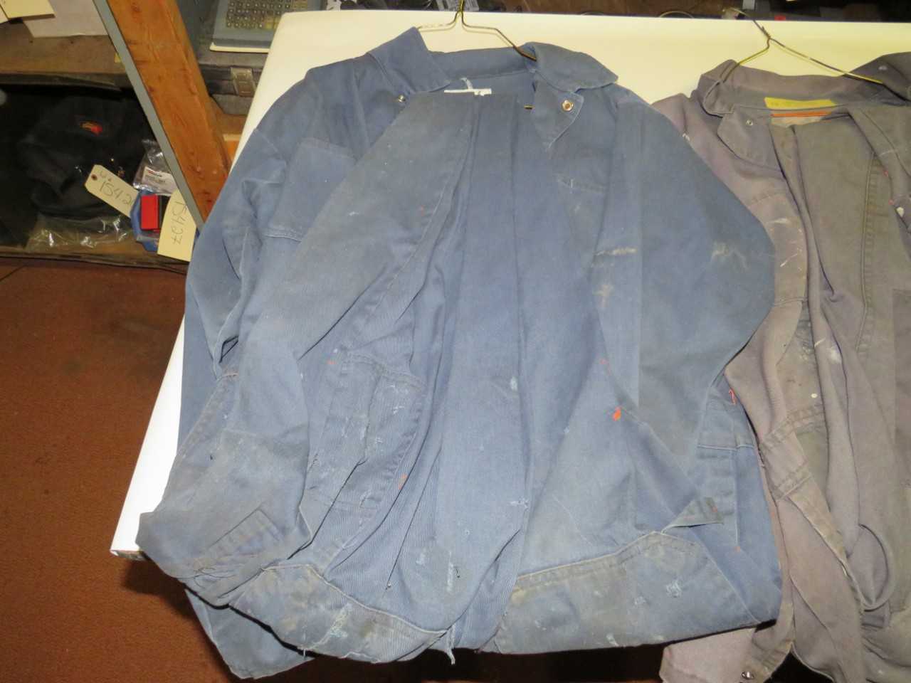 LOT OF 5 ASSORTED FLAME RESISTANT COVERALLS - SAFETY SWITCH