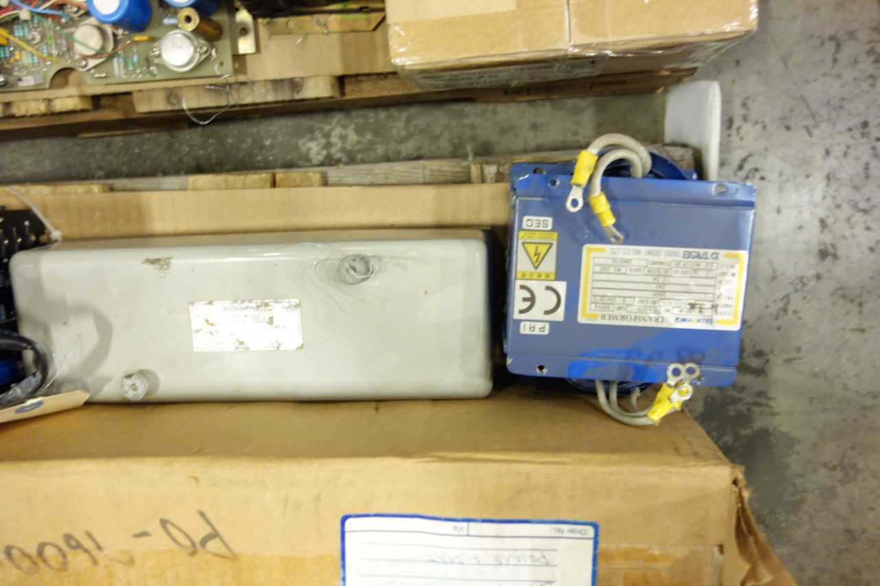 2 PALLETS OF ASSORTED ELECTRICAL - ELECTRICAL COMPONENTS