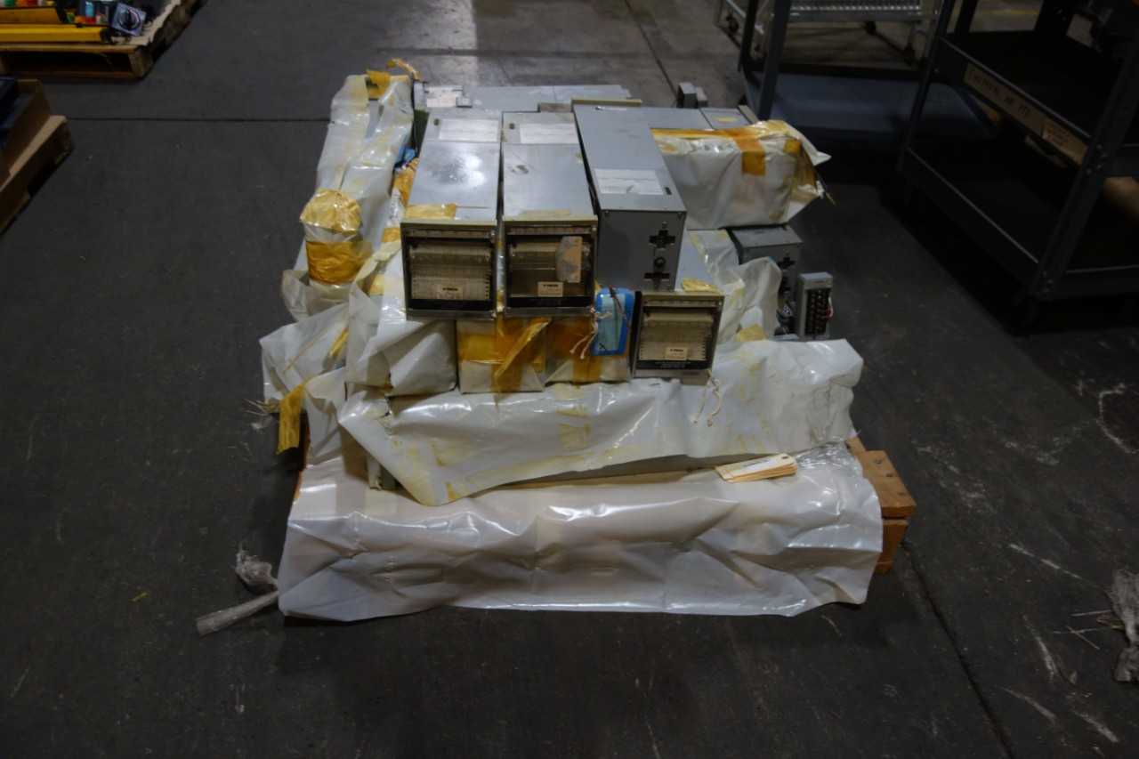 PALLET OF FOXBORO F-10 RECORDERS - AUTOMATION & CONTROLS