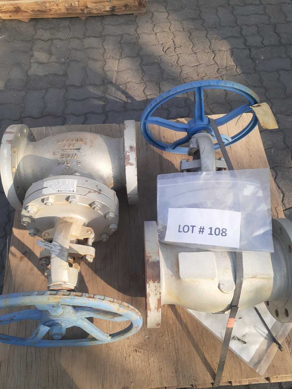 Lot of 2 Globe Valves - GLOBE VALVE