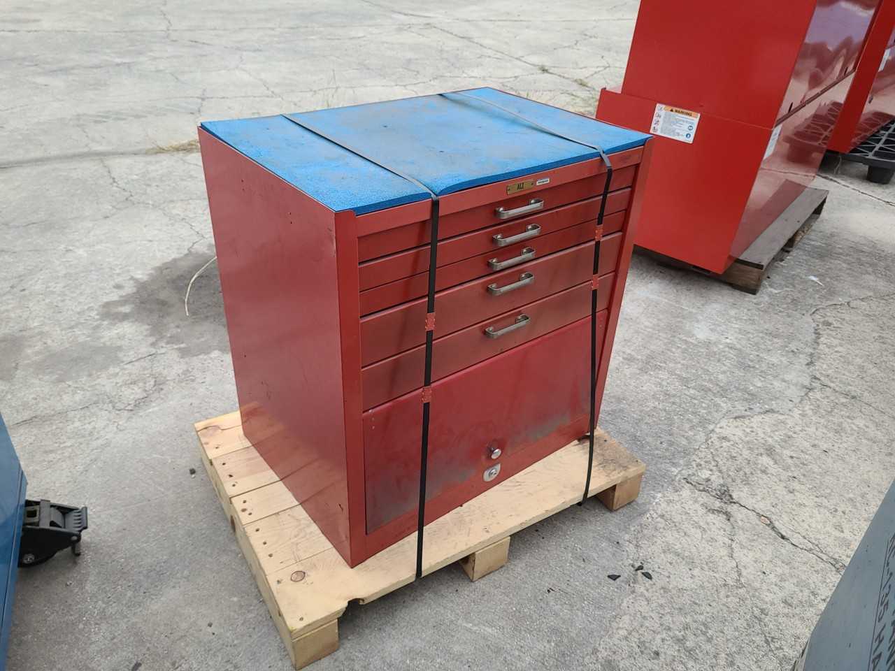 ALI 6 drawer tool crib (Lot 2586580) San Antonio, TX - MISCELLANEOUS