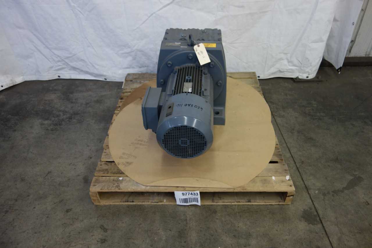 SEW EURODRIVE AC GEARMOTOR - ELECTRIC MOTORS
