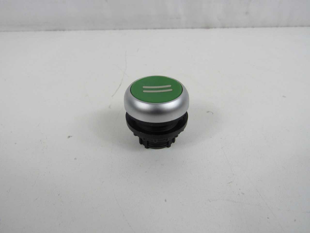 Lot of Quantity 37x M22-XD-G-X2 Motor Operators - ELECTRIC MOTORS