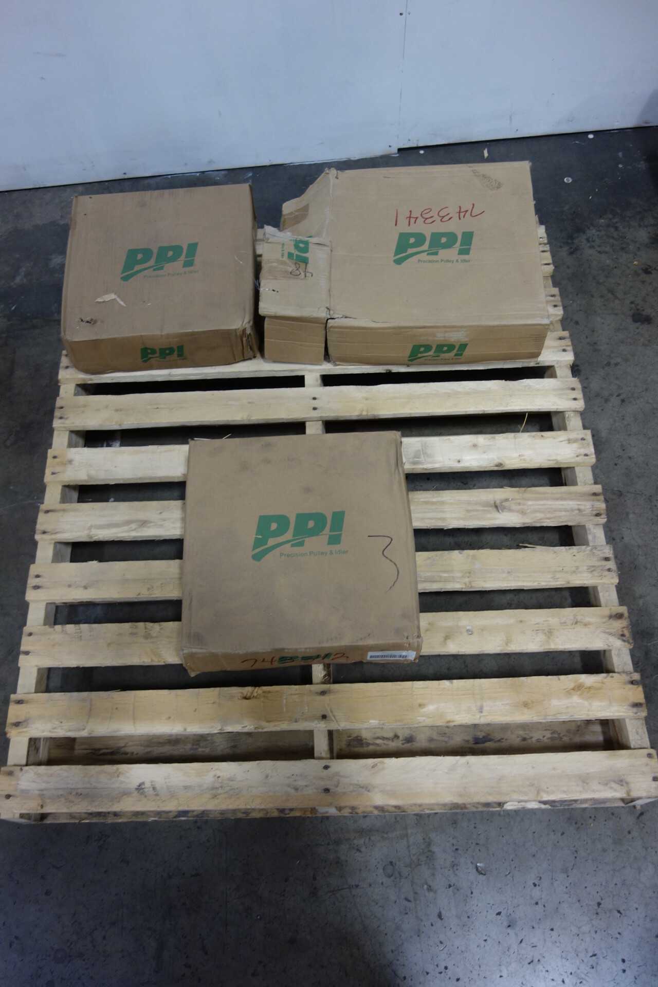 LOT OF 3 PPI SPHERICAL ROLLER BEARINGS - BEARINGS