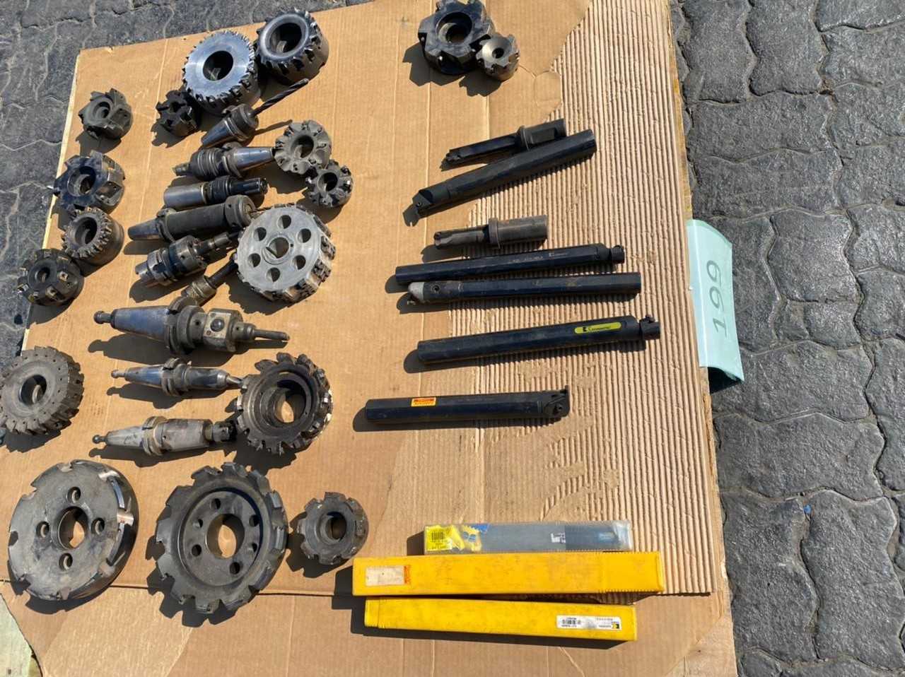 PALLET OF ASSORTED TOOLS - HAND TOOLS