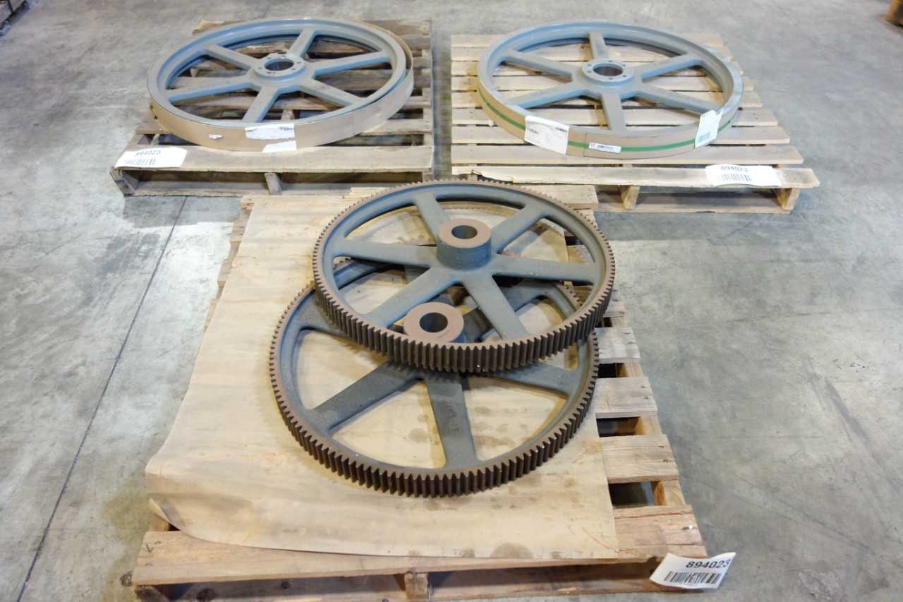 3 PALLETS OF ASSORTED POWER TRANSMISSION - POWER TRANSMISSION