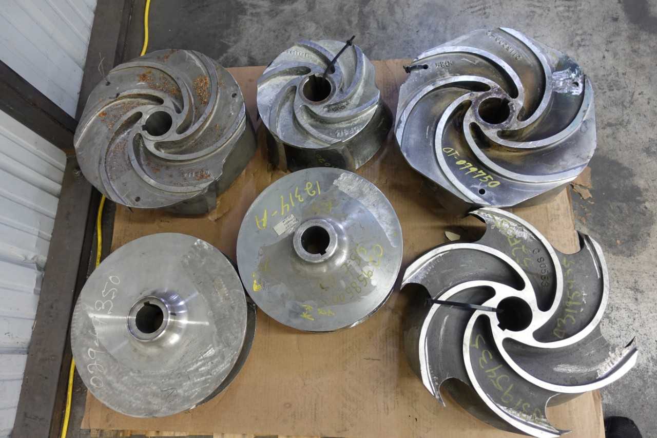 PALLET OF ASSORTED STAINLESS STEEL PUMP IMPELLERS - PUMPS