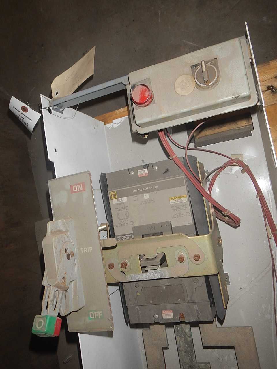 400 Amp Square-D Molded Case Switch - CIRCUIT BREAKERS