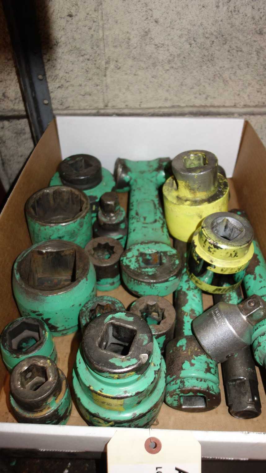 ASSORTED SOCKETS AND EXTENSIONS, 7/8 IN TO 2-11/16 IN - HAND TOOLS
