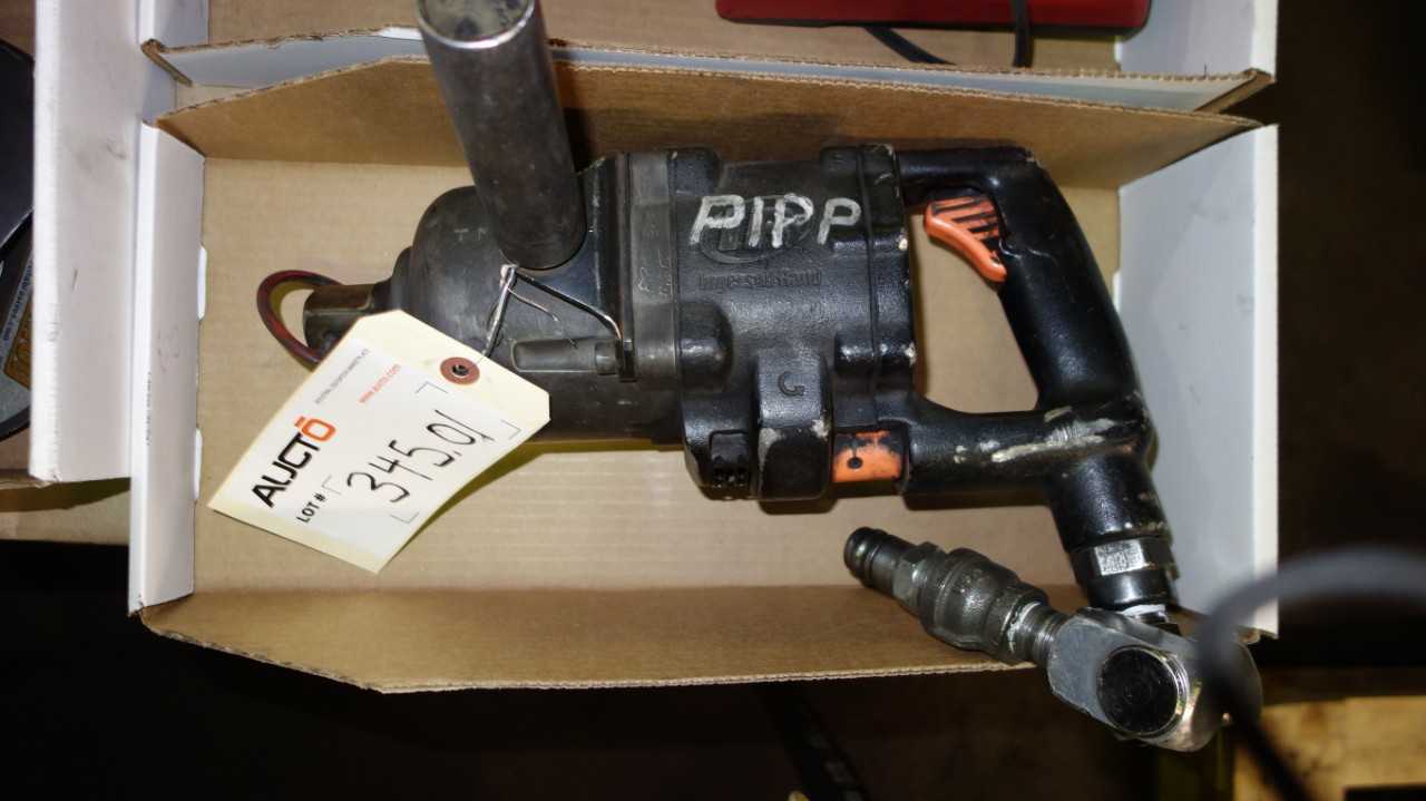 INGERSOLL RAND TITANIUM PNEUMATIC IMPACT WRENCH - PNEUMATIC POWER TOOL