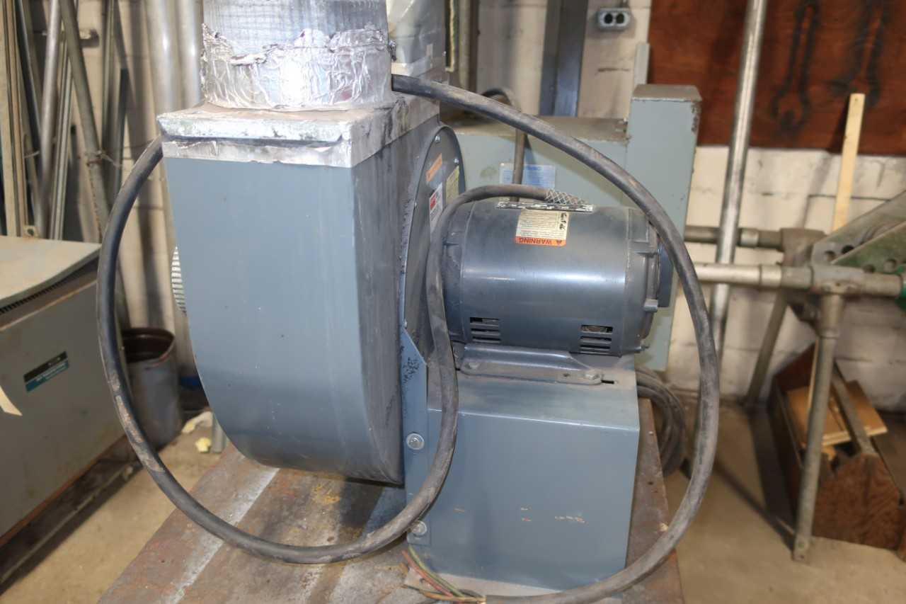 LOT OF 2 BLOWERS - ELECTRIC POWER TOOLS