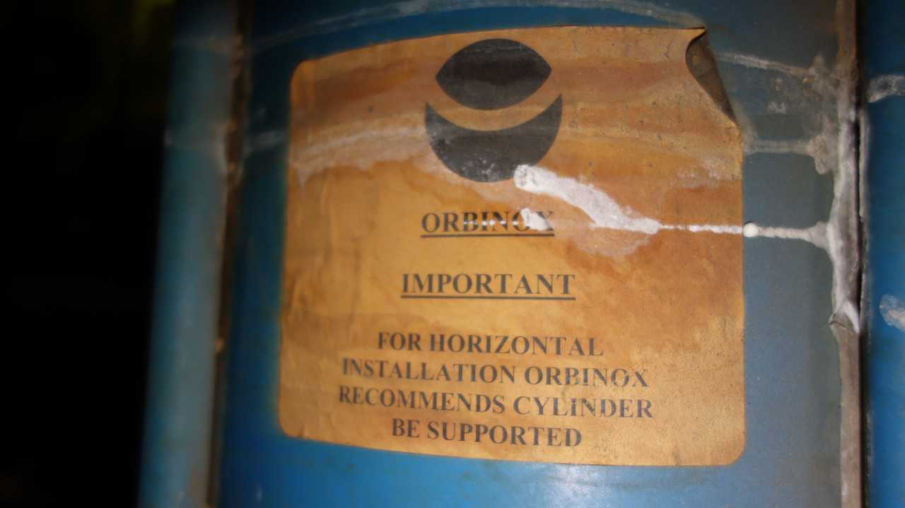 LOT OF 4 ORBINOX 12IN PNEUMATIC KNIFE GATE VALVES - KNIFE GATE VALVE