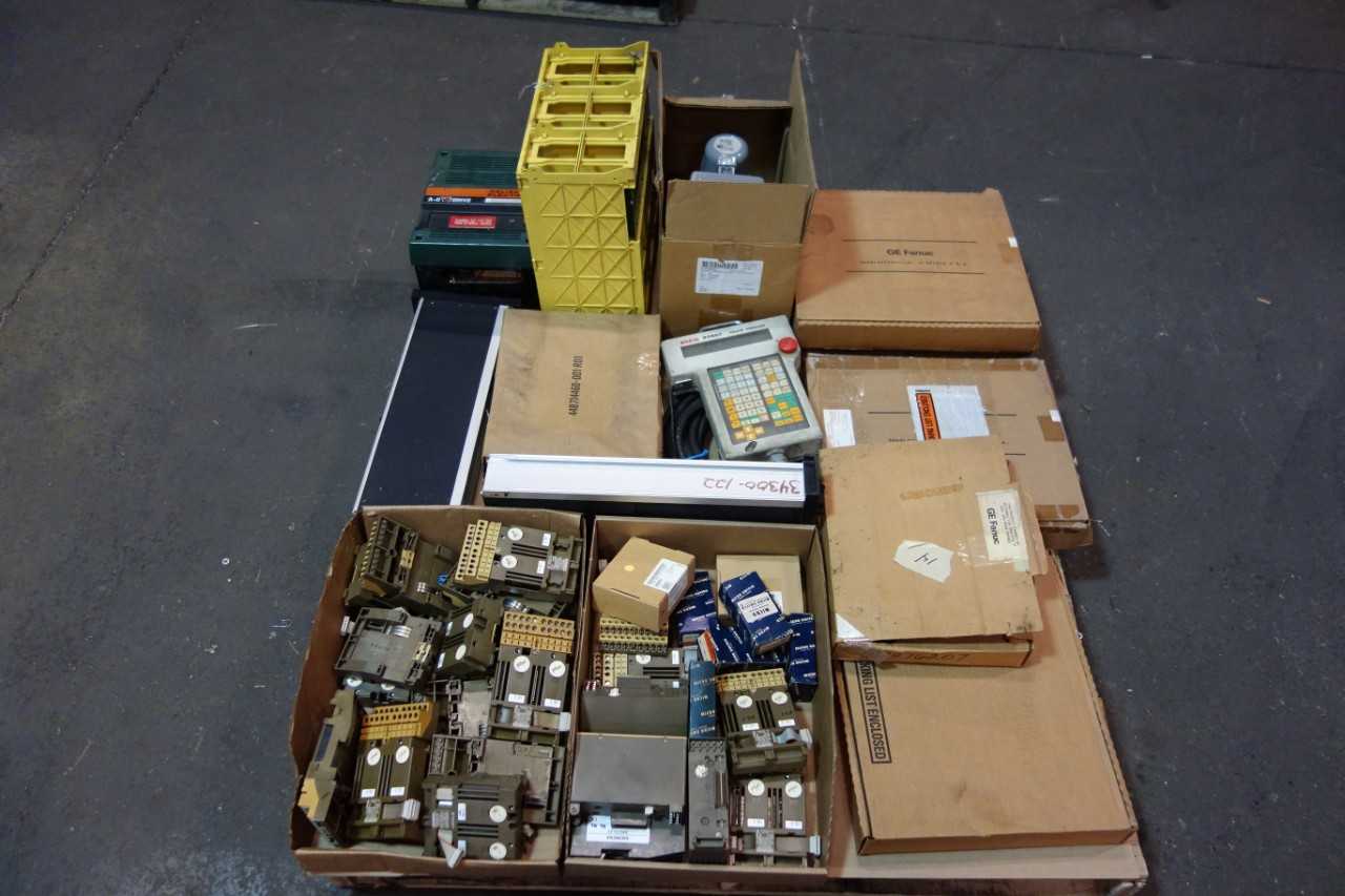 1 LOT OF ASSORTED ELECTRICAL- AC MOTOR DRIVE, MODULES, TEACH PENDANT ROBOT- GE FANUC, BAILEY, RELIANCE - ELECTRIC MOTORS