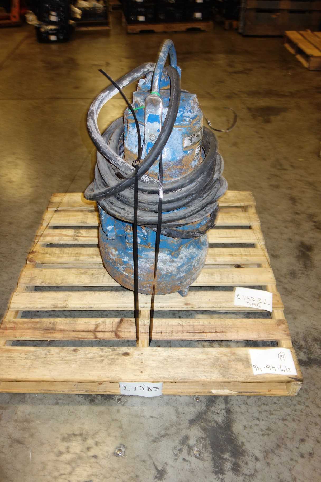 BUCKEYE PUMPS SUBMERSIBLE PUMP - PUMPS