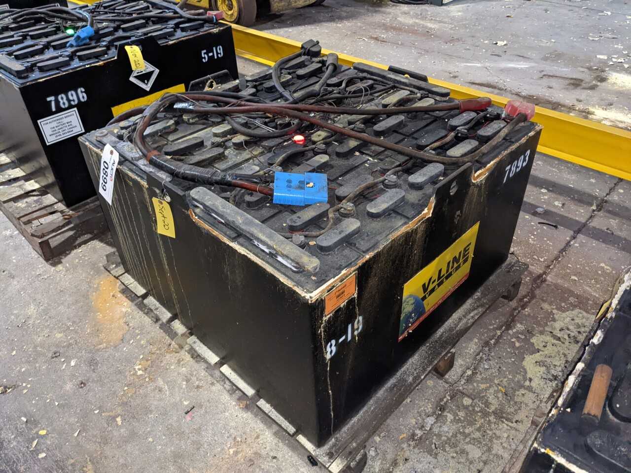 V-LINE 48V FORKLIFT BATTERY - FORKLIFTS