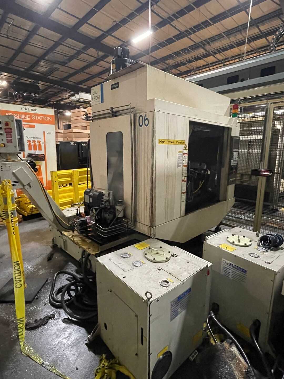 2015 Fanuc Robodrill D21L iA5 CNC Mill - VERTICAL MACHINING CENTERS