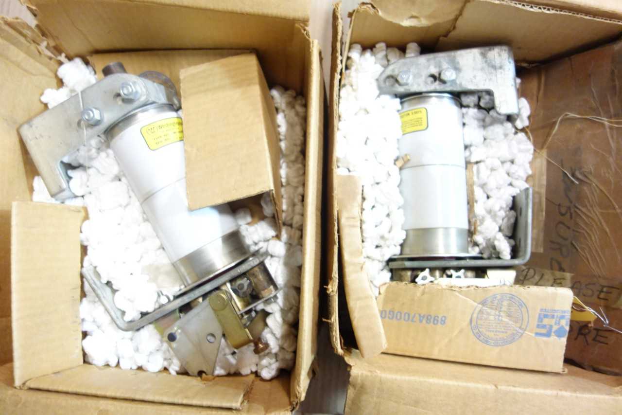 LOT OF REPLACEMENT PARTS & ACCESSORIES CIRCUIT BREAKER- CUTTLER HAMMER, WESTINGHOUSE - CIRCUIT BREAKERS